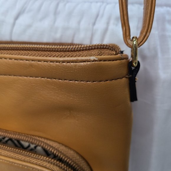 Tignanello Crossbody purse, Camel glove Leather - Picture 4 of 9